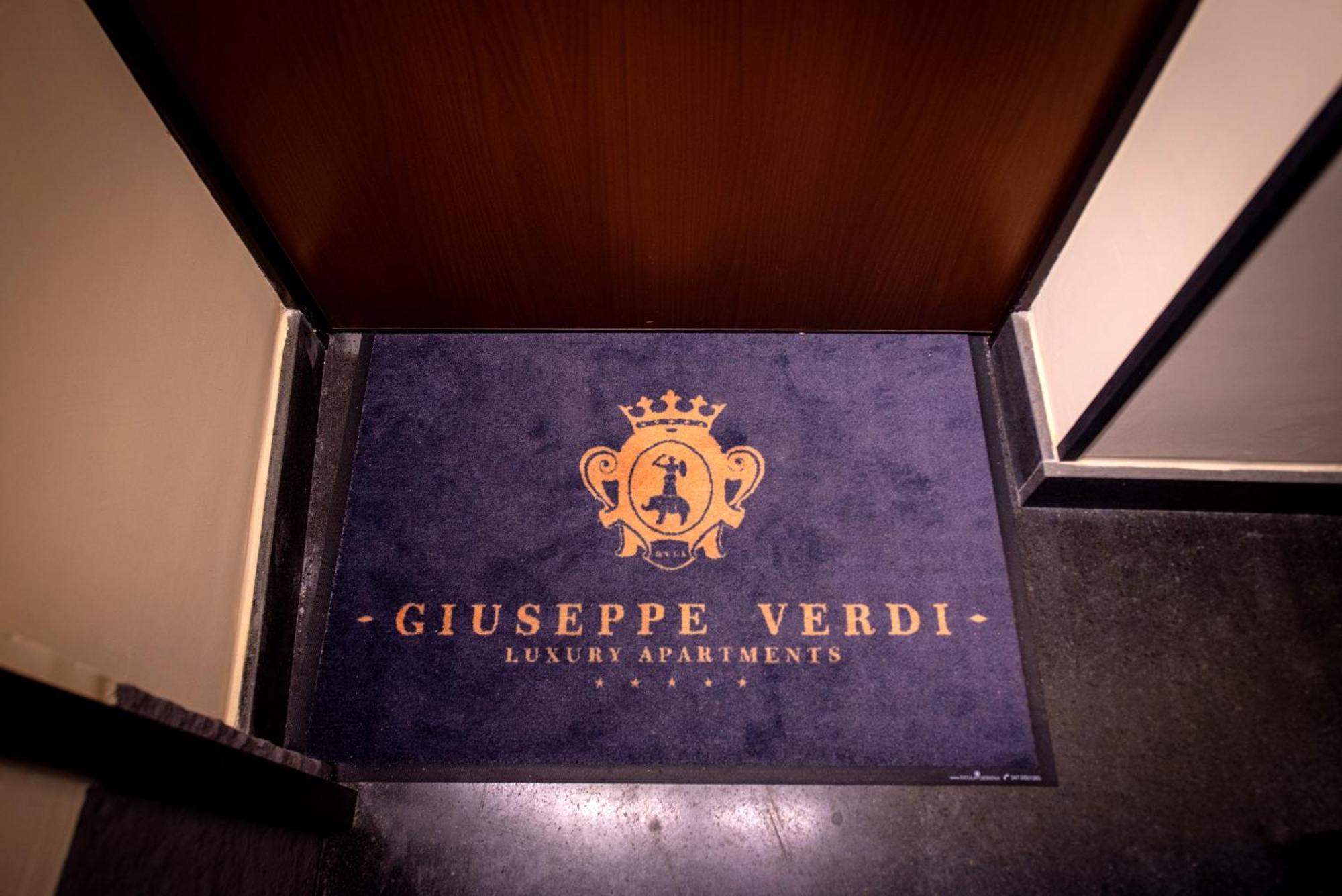 Giuseppe Verdi Luxury Apartments Catania Centro Oda fotoğraf